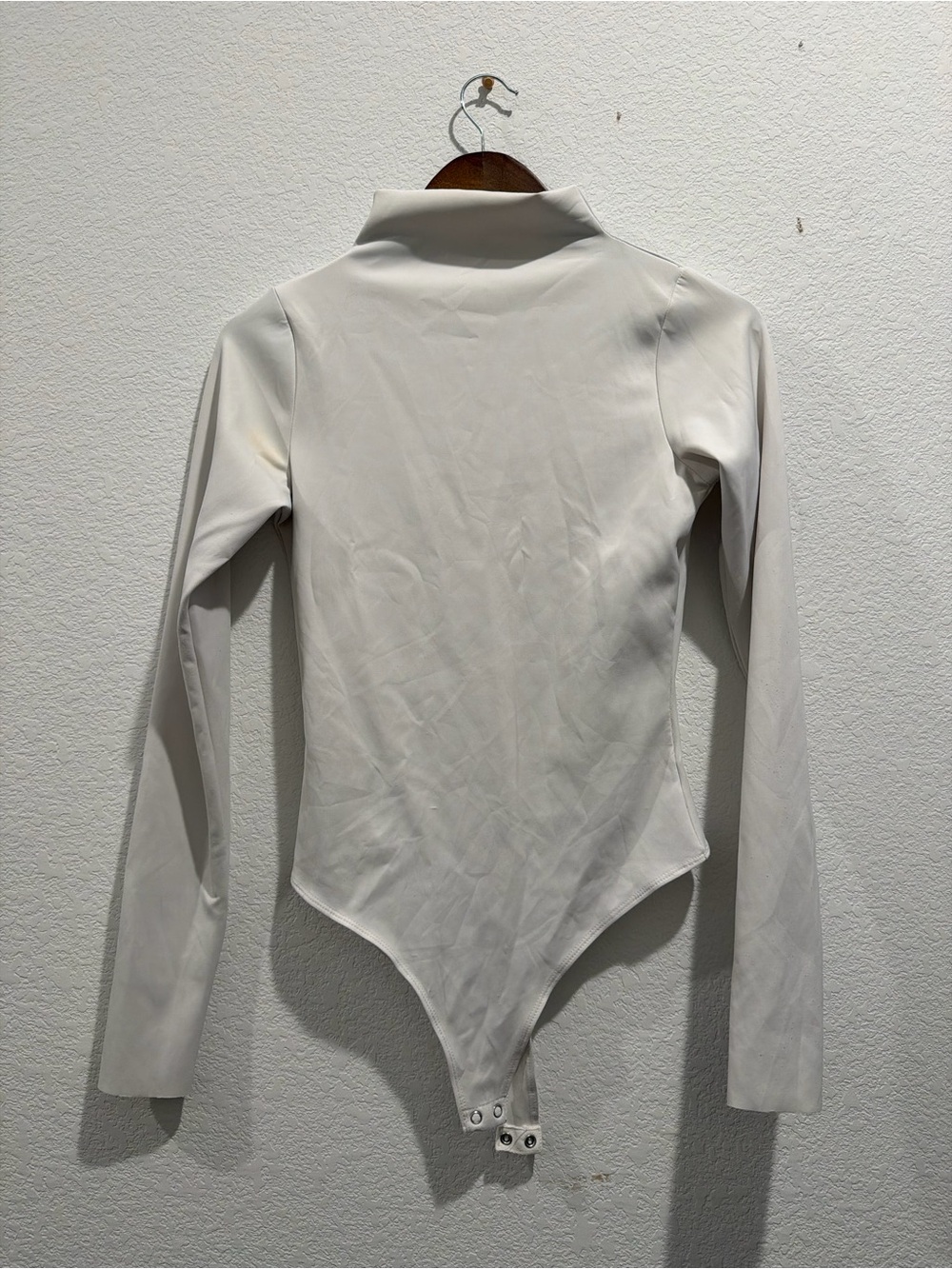 Good American turtleneck long sleeve white bodysuit contour stretch top